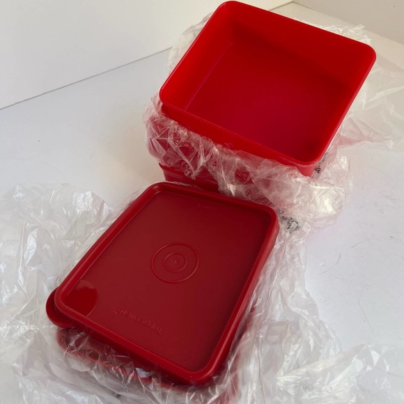 Tupperware Mini Square Away Sandwich Boxes 4 New Red Rare - Picture 4 of 5